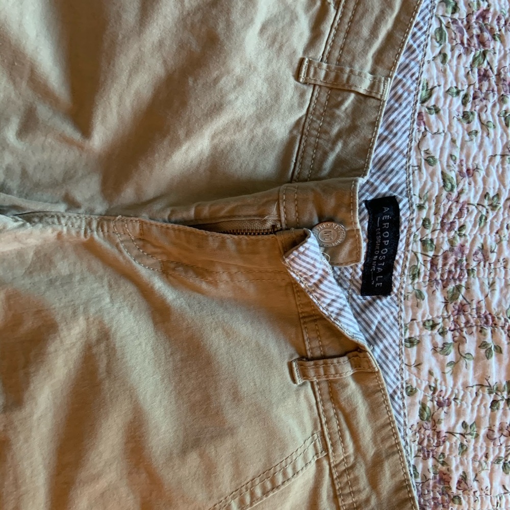 Aeropostale Tight Beige shorts